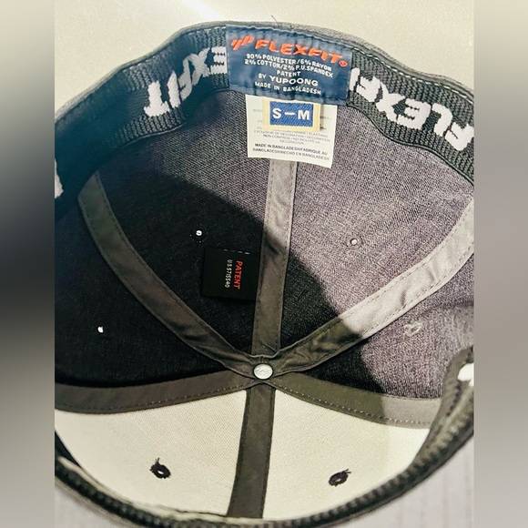 Hurley Men’s Flex Fit Hat size S/M - Picture 6 of 7